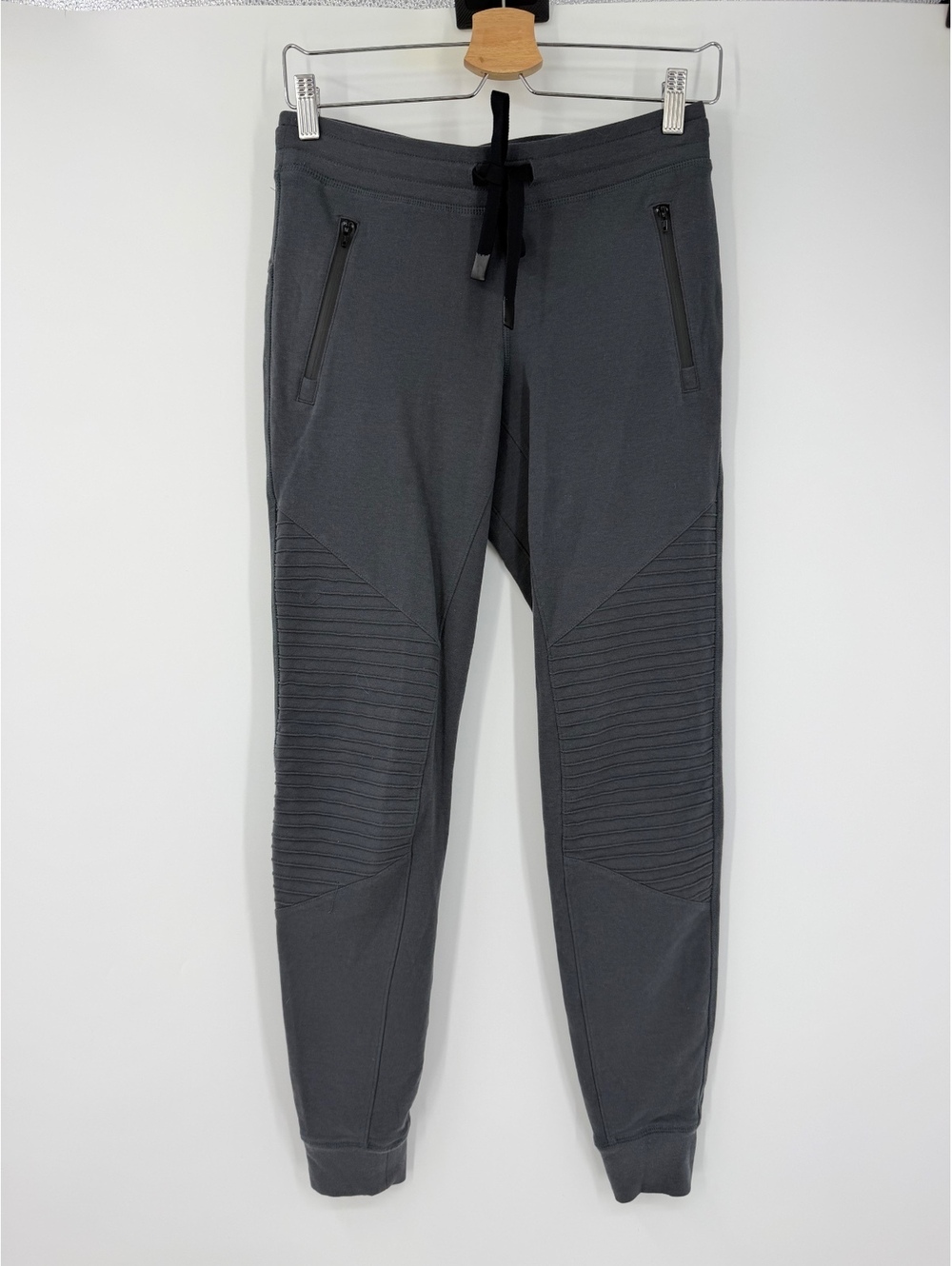 ALO YOGA Urban Moto Sweatpants In Anthracite Size XS